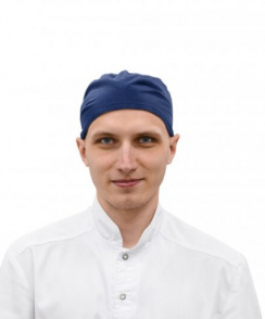 Кузьменко Артем Юрьевич стоматолог